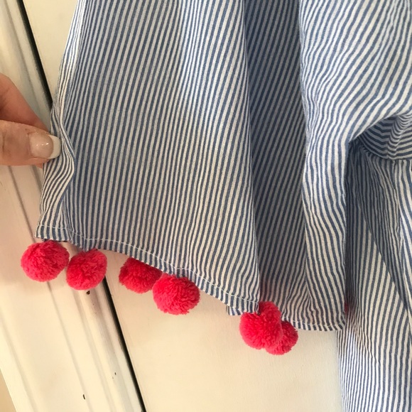 Crown & Ivy Top - Picture 3 of 4